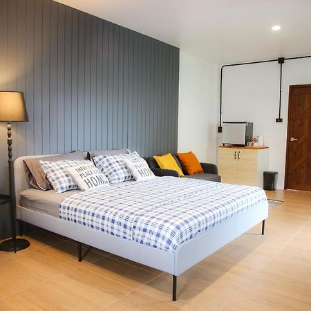 Sleep Sleep Suanphak Hotel Bangkok Ngoại thất bức ảnh