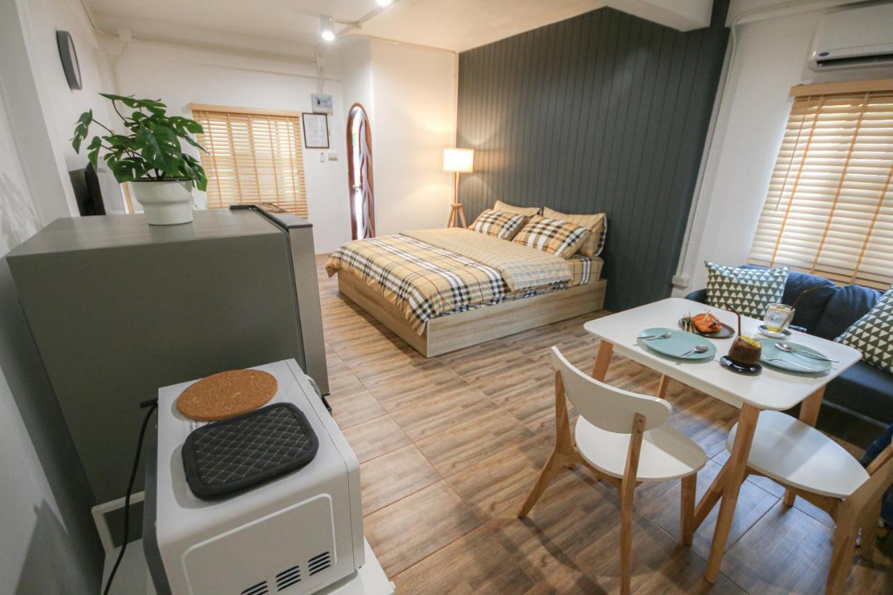 Sleep Sleep Suanphak Hotel Bangkok Ngoại thất bức ảnh