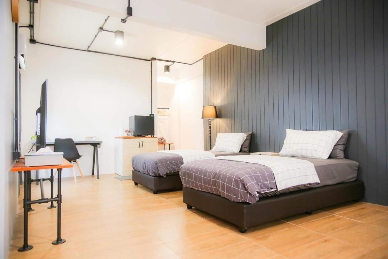 Sleep Sleep Suanphak Hotel Bangkok Ngoại thất bức ảnh