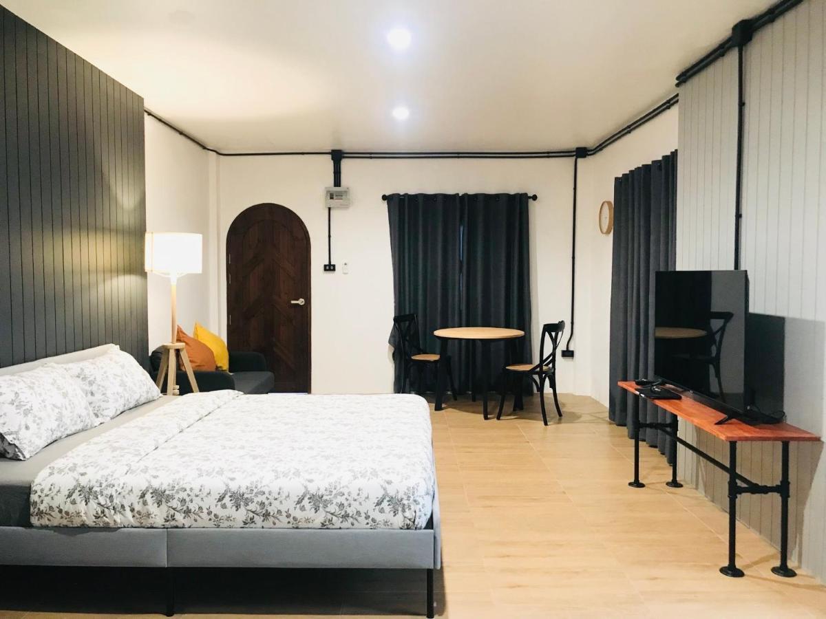 Sleep Sleep Suanphak Hotel Bangkok Ngoại thất bức ảnh